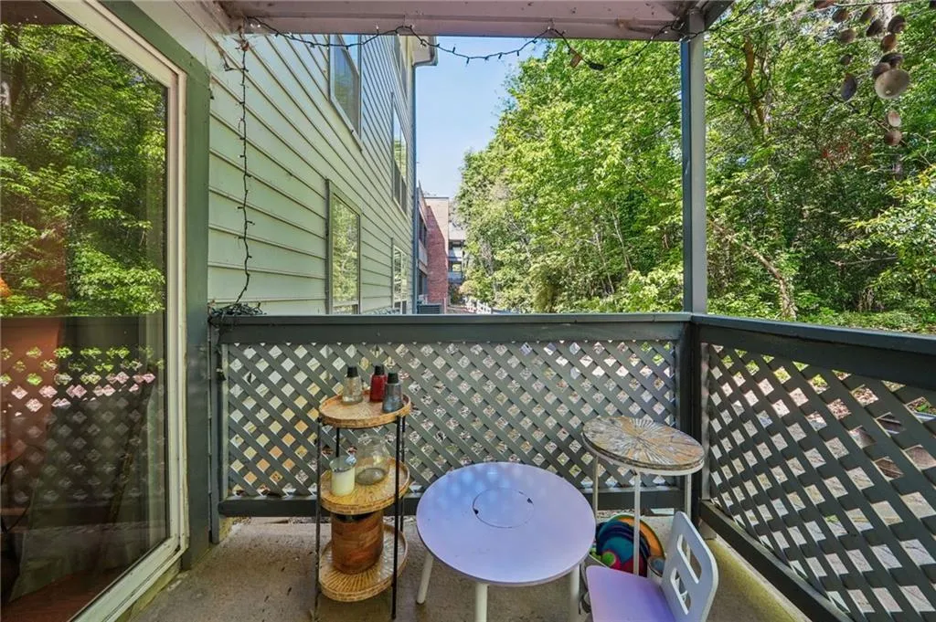 1164 Weatherstone Drive Ne, Atlanta, Georgia 30324, 2 Bedrooms Bedrooms, 0 ,2 BathroomsBathrooms,Residential,For Sale,1164 Weatherstone Drive Ne,7751230