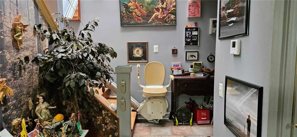 Foyer Stairwell