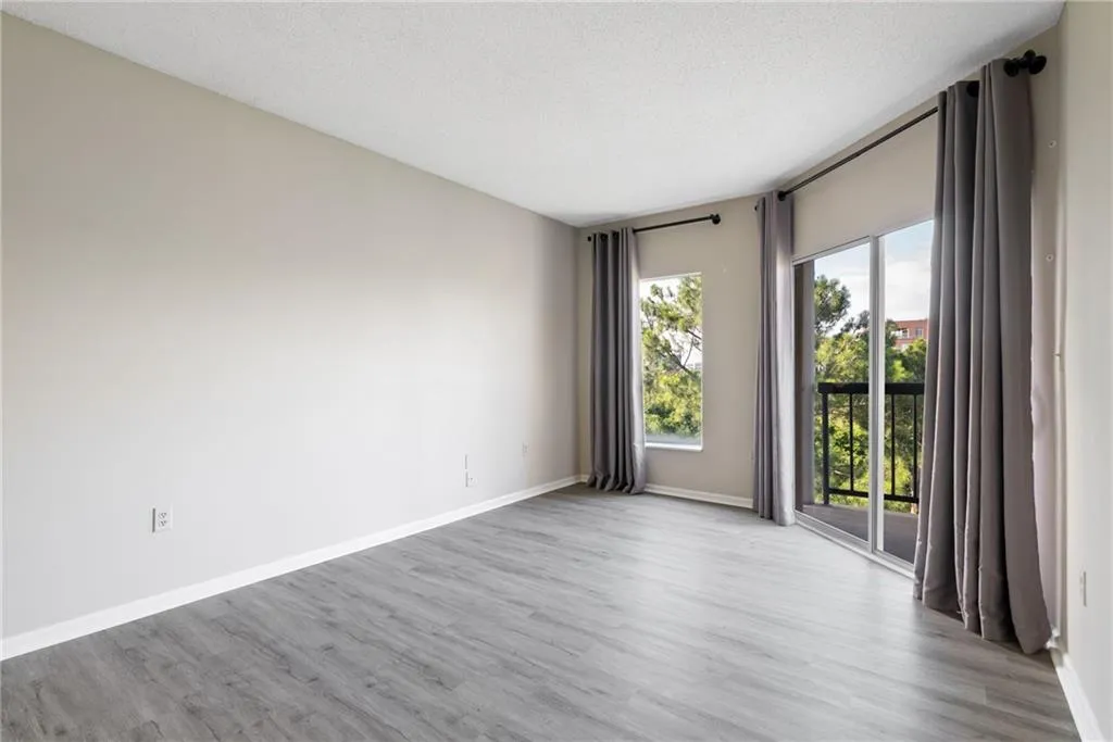 1 Biscayne Drive Nw Unit 704, Atlanta, Georgia 30309, 1 Bedroom Bedrooms, ,1 BathroomBathrooms,Residential,For Sale,1 Biscayne Drive Nw Unit 704,7609091