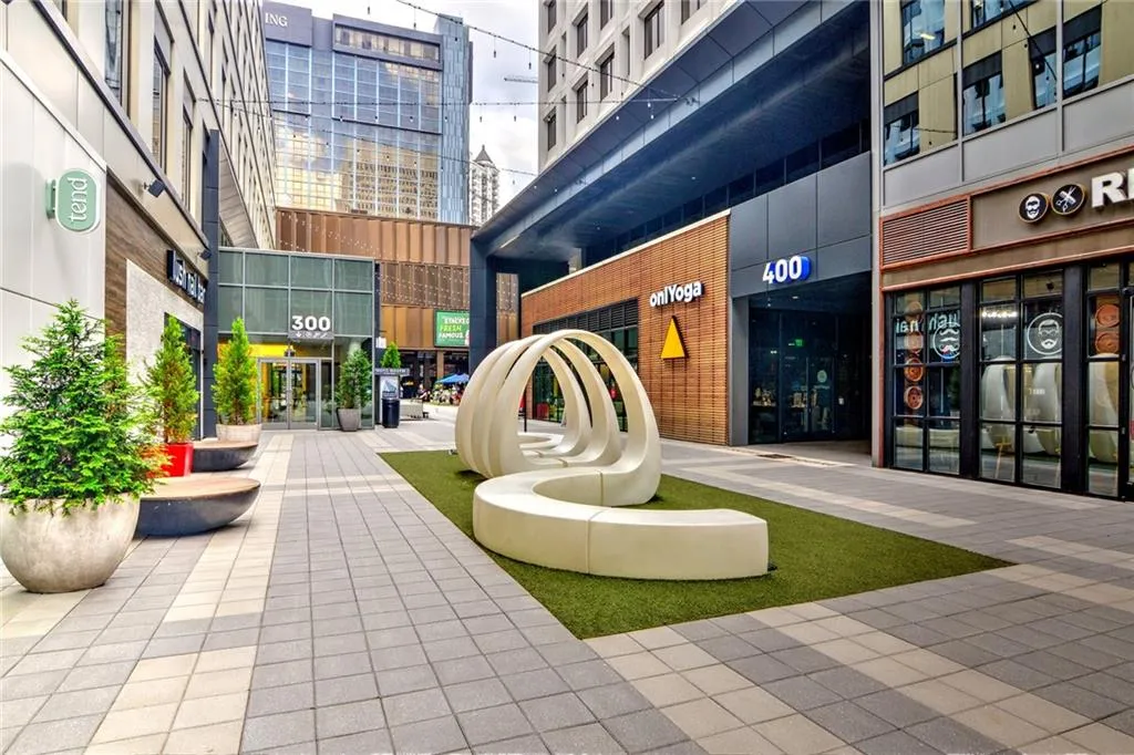 Colony Square