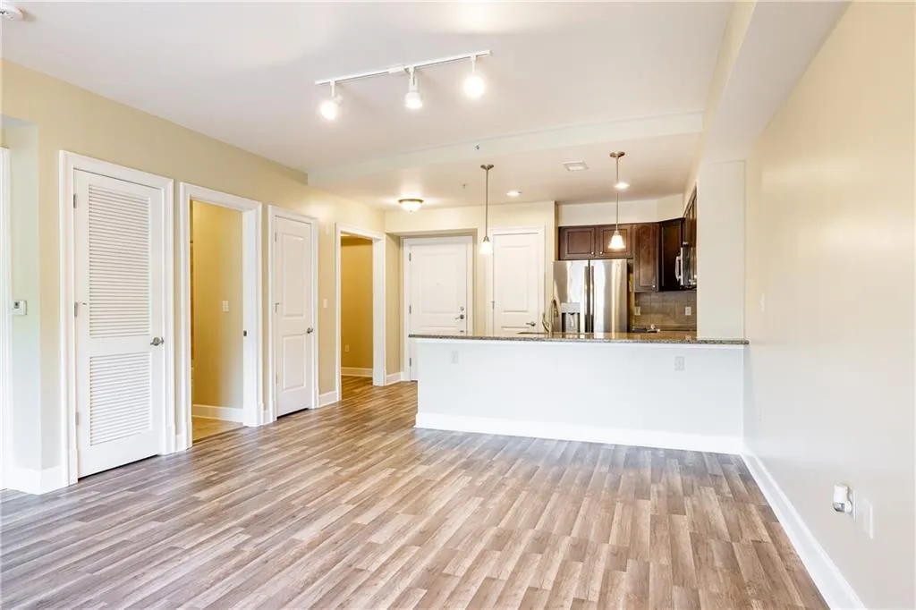 200 River Vista Drive Unit 506, Atlanta, Georgia 30339, 1 Bedroom Bedrooms, 0 ,1 BathroomBathrooms,Residential,For Sale,200 River Vista Drive Unit 506,7802753