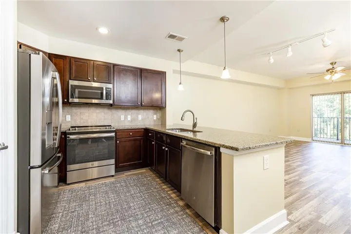 200 River Vista Drive Unit 506, Atlanta, Georgia 30339