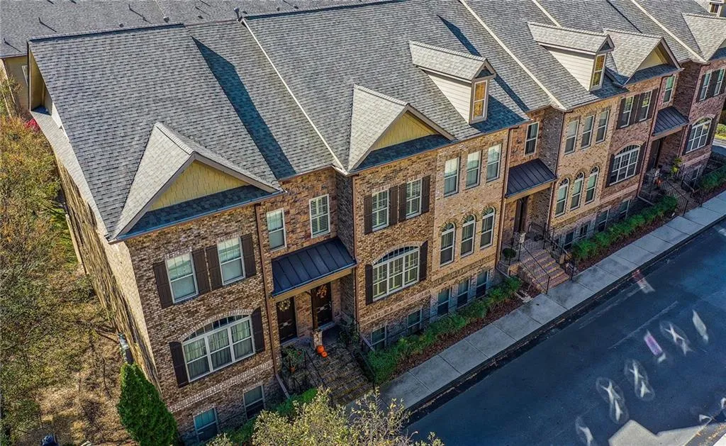 902 Telfair Close, Sandy Springs, Georgia 30350, 3 Bedrooms Bedrooms, ,3 BathroomsBathrooms,Residential,Sold,902 Telfair Close,6808538