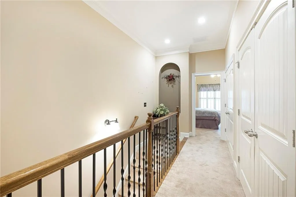 902 Telfair Close, Sandy Springs, Georgia 30350, 3 Bedrooms Bedrooms, ,3 BathroomsBathrooms,Residential,Sold,902 Telfair Close,6808538