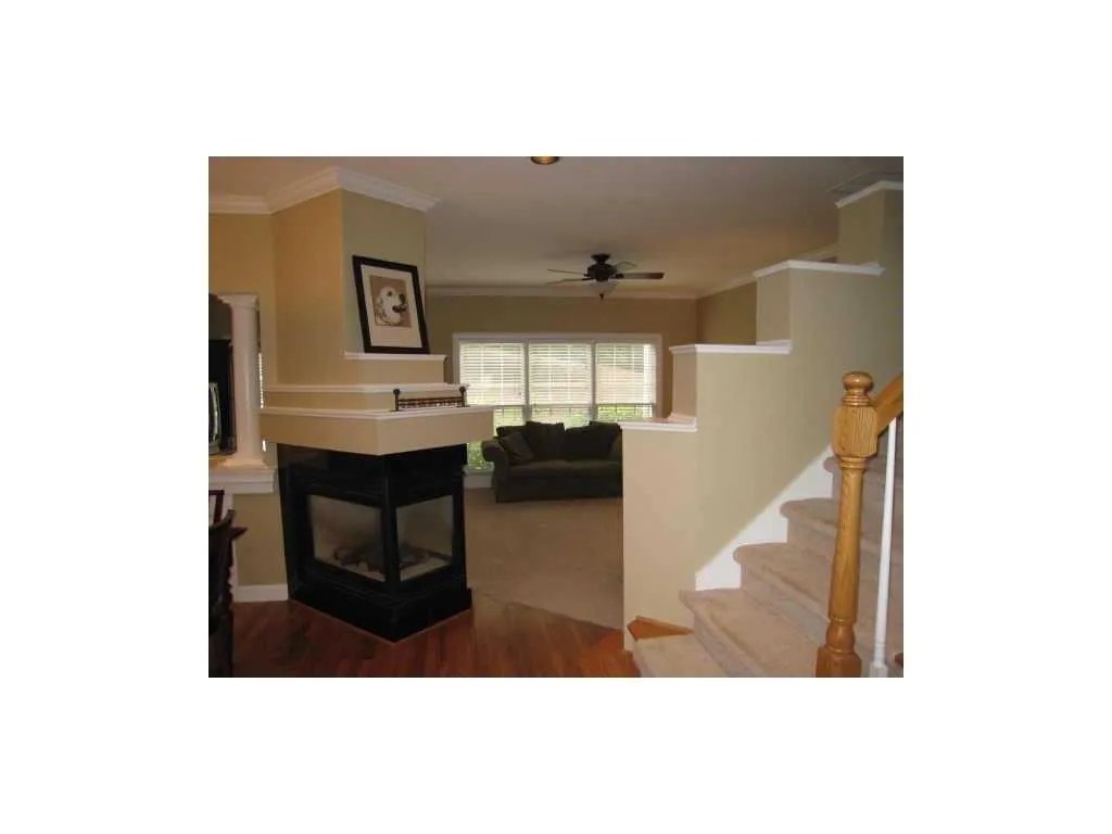 8595 Hope Mews Court, Sandy Springs, Georgia 30350, 3 Bedrooms Bedrooms, ,2 BathroomsBathrooms,Residential,Sold,8595 Hope Mews Court,5813249