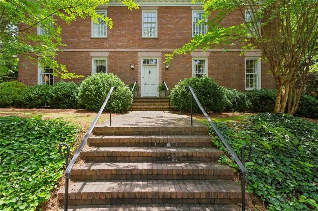 3017 Habersham Way Nw, Atlanta, Georgia 30305, 4 Bedrooms Bedrooms, 0 ,3 BathroomsBathrooms,Residential,Sold,3017 Habersham Way Nw,7782032