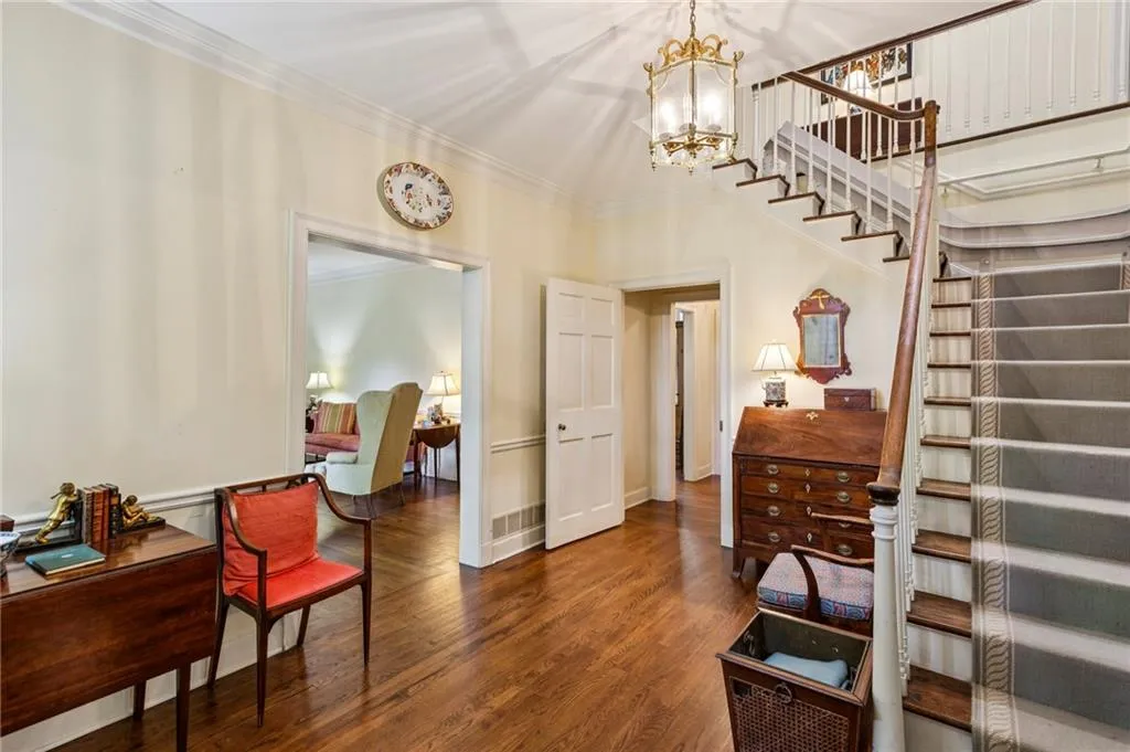 3017 Habersham Way Nw, Atlanta, Georgia 30305, 4 Bedrooms Bedrooms, 0 ,3 BathroomsBathrooms,Residential,Sold,3017 Habersham Way Nw,7782032