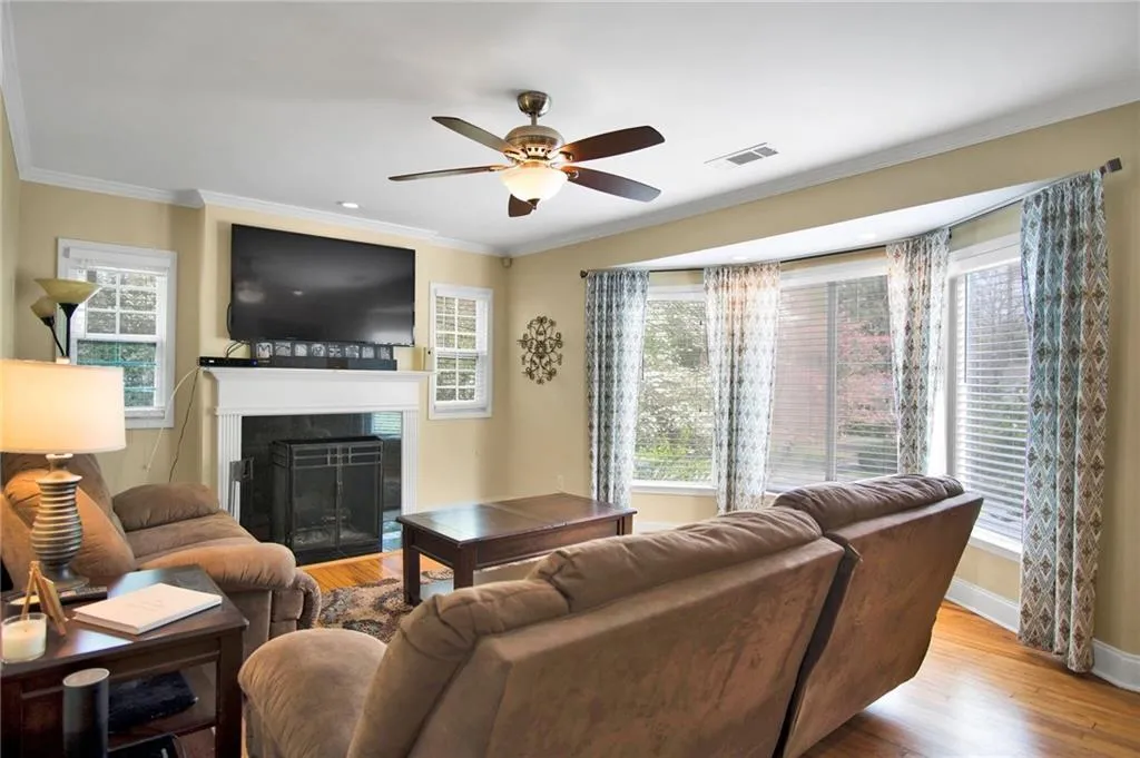 995 Lindbergh Drive Ne, Atlanta, Georgia 30324, 3 Bedrooms Bedrooms, ,2 BathroomsBathrooms,Residential,Sold,995 Lindbergh Drive Ne,5989101