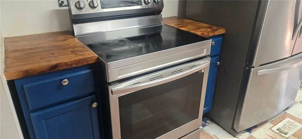 1170