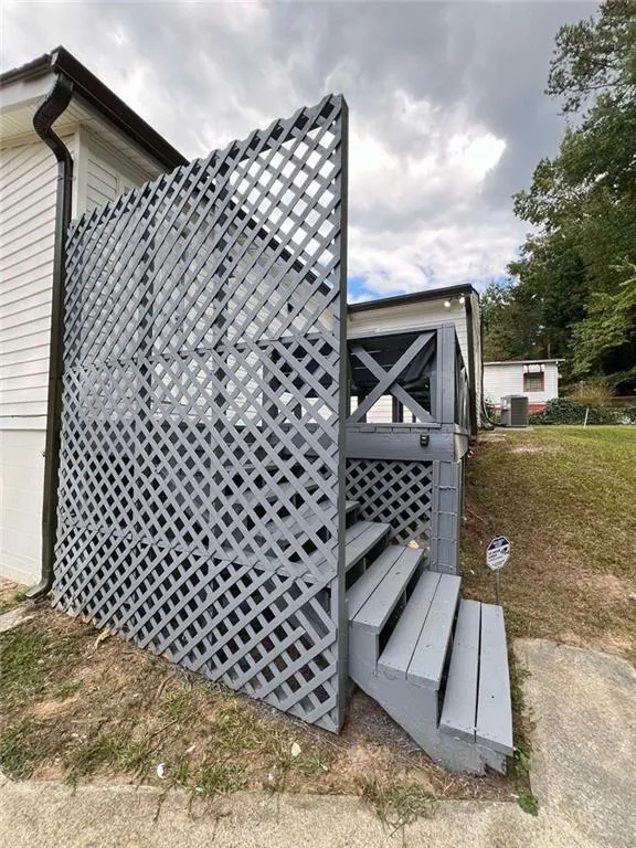 privacyfence.jpg