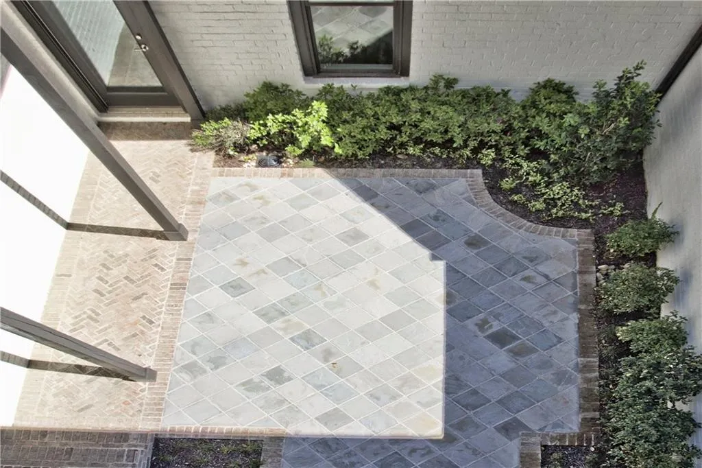 6615 Aria Boulevard Unit 120, Sandy Springs, Georgia 30328, 3 Bedrooms Bedrooms, ,4 BathroomsBathrooms,Residential,Sold,6615 Aria Boulevard Unit 120,6710759