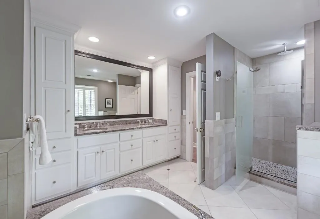 5515 Cross Gate Court, Sandy Springs, Georgia 30327, 4 Bedrooms Bedrooms, ,2 BathroomsBathrooms,Residential,Sold,5515 Cross Gate Court,6755406