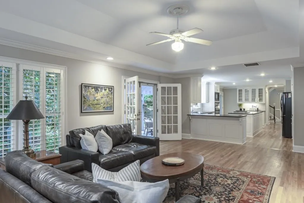 5515 Cross Gate Court, Sandy Springs, Georgia 30327, 4 Bedrooms Bedrooms, ,2 BathroomsBathrooms,Residential,Sold,5515 Cross Gate Court,6755406
