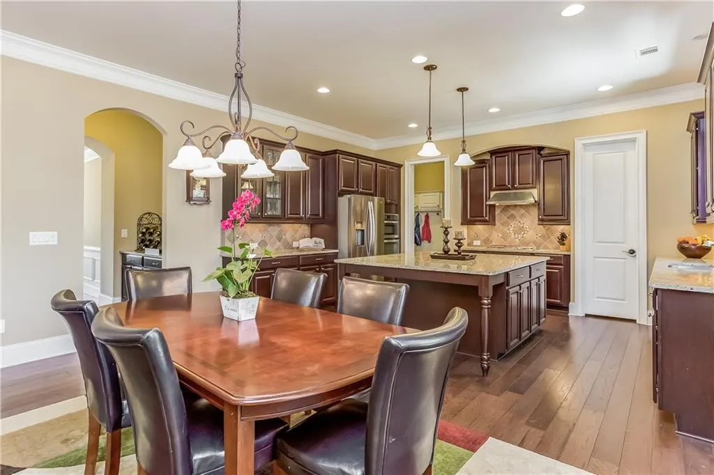 3936 Dahlwiny Court, Sandy Springs, Georgia 30350, 5 Bedrooms Bedrooms, ,4 BathroomsBathrooms,Residential,Sold,3936 Dahlwiny Court,5664027 3936 Dahlwiny Court, Sandy Springs, Georgia 30350, 5 Bedrooms Bedrooms, ,4 BathroomsBathrooms,Residential,Sold,3936 Dahlwiny Court,5664027