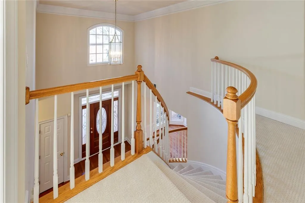 6350 Glen Oaks Lane Ne, Atlanta, Georgia 30328, 4 Bedrooms Bedrooms, ,4 BathroomsBathrooms,Residential,Sold,6350 Glen Oaks Lane Ne,7704768