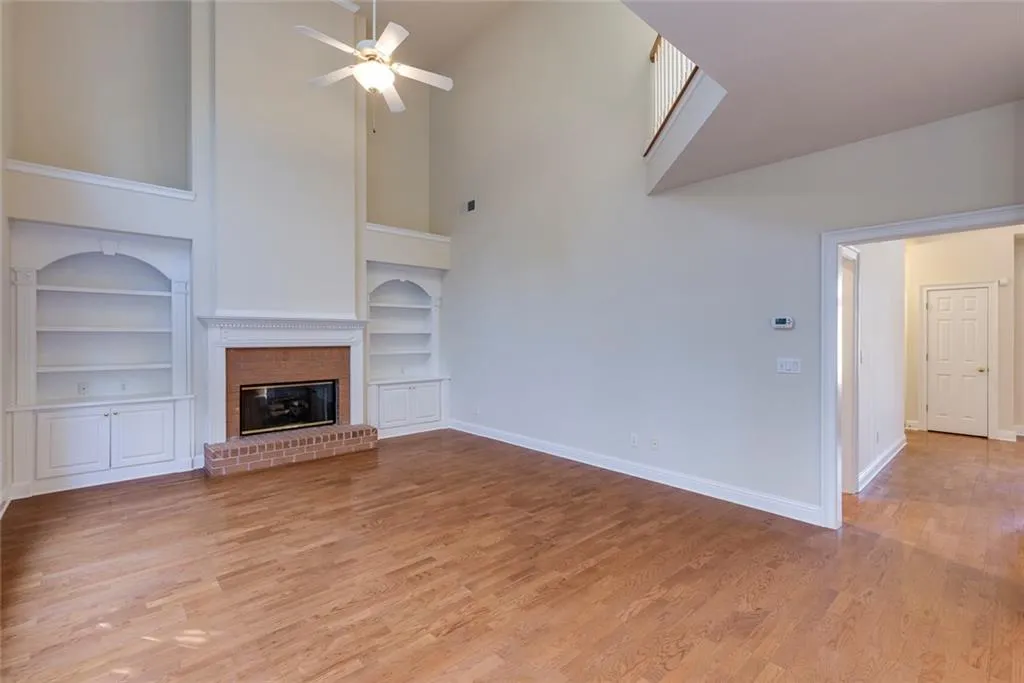 6350 Glen Oaks Lane Ne, Atlanta, Georgia 30328, 4 Bedrooms Bedrooms, ,4 BathroomsBathrooms,Residential,Sold,6350 Glen Oaks Lane Ne,7704768