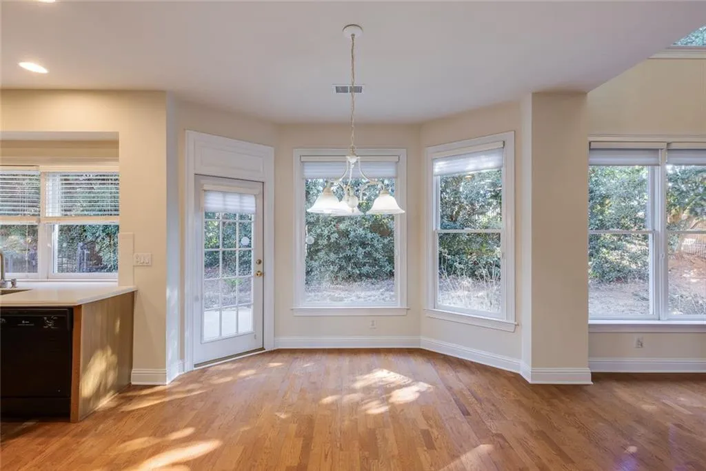 6350 Glen Oaks Lane Ne, Atlanta, Georgia 30328, 4 Bedrooms Bedrooms, ,4 BathroomsBathrooms,Residential,Sold,6350 Glen Oaks Lane Ne,7704768