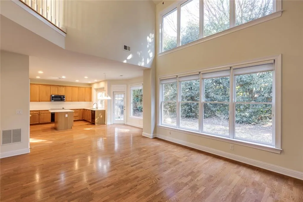 6350 Glen Oaks Lane Ne, Atlanta, Georgia 30328, 4 Bedrooms Bedrooms, ,4 BathroomsBathrooms,Residential,Sold,6350 Glen Oaks Lane Ne,7704768