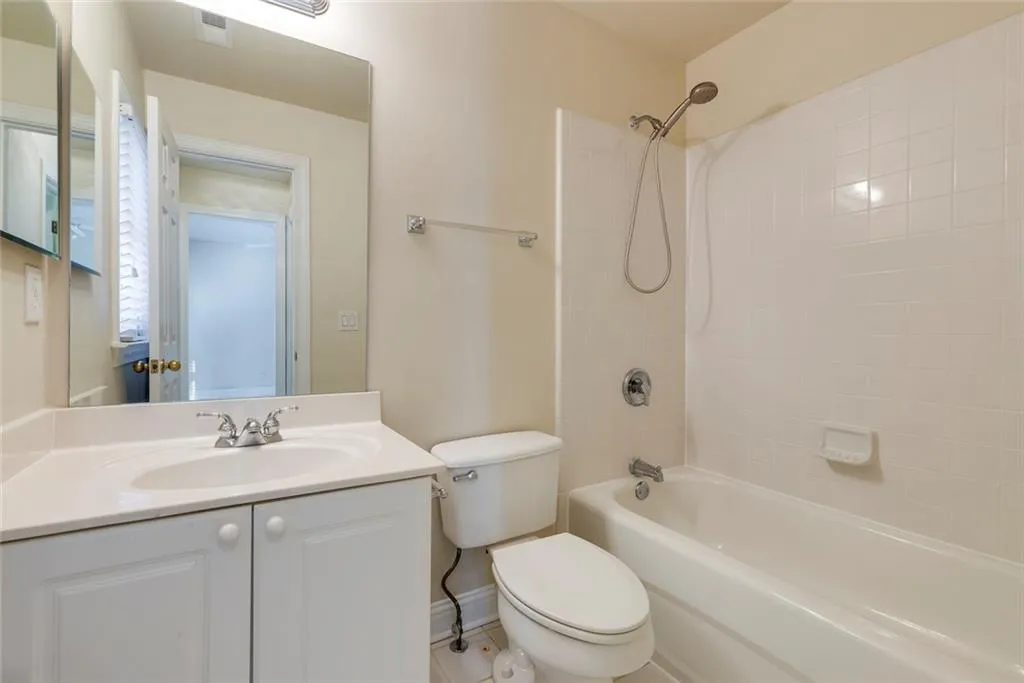 6350 Glen Oaks Lane Ne, Atlanta, Georgia 30328, 4 Bedrooms Bedrooms, ,4 BathroomsBathrooms,Residential,Sold,6350 Glen Oaks Lane Ne,7704768