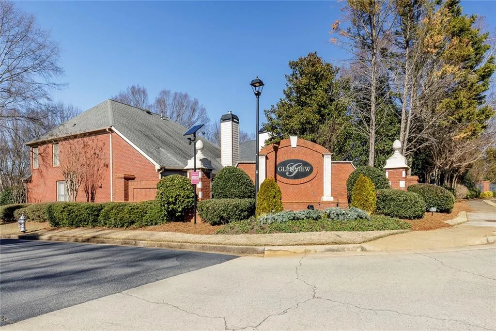6350 Glen Oaks Lane Ne, Atlanta, Georgia 30328, 4 Bedrooms Bedrooms, ,4 BathroomsBathrooms,Residential,Sold,6350 Glen Oaks Lane Ne,7704768