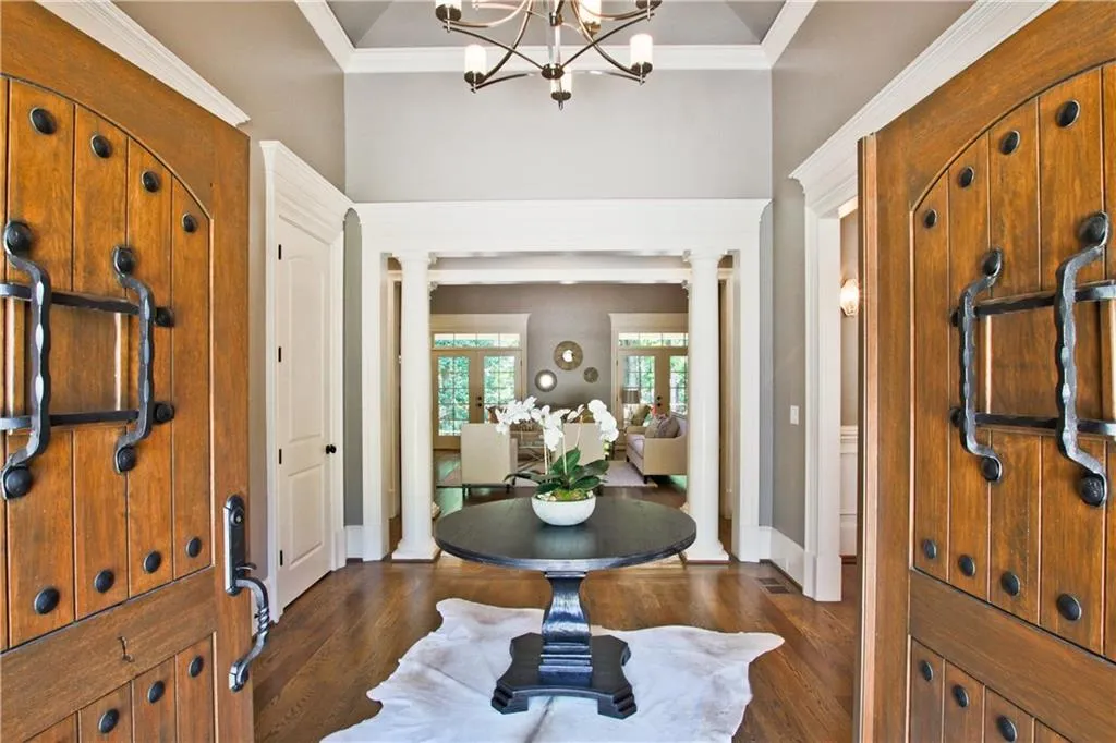 4777 Lake Forrest Drive Nw, Sandy Springs, Georgia 30342, 6 Bedrooms Bedrooms, ,5 BathroomsBathrooms,Residential,Sold,4777 Lake Forrest Drive Nw,5871996