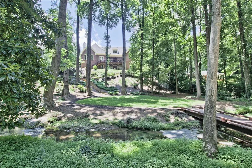 4777 Lake Forrest Drive Nw, Sandy Springs, Georgia 30342, 6 Bedrooms Bedrooms, ,5 BathroomsBathrooms,Residential,Sold,4777 Lake Forrest Drive Nw,5871996