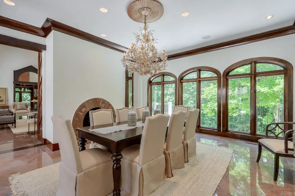 7500 Wildercliff Drive, Atlanta, Georgia 30328, 5 Bedrooms Bedrooms, ,5 BathroomsBathrooms,Residential,Sold,7500 Wildercliff Drive,7047083