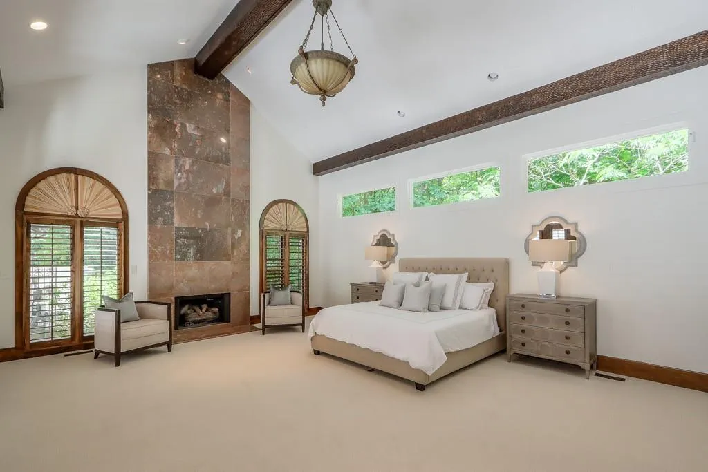 7500 Wildercliff Drive, Atlanta, Georgia 30328, 5 Bedrooms Bedrooms, ,5 BathroomsBathrooms,Residential,Sold,7500 Wildercliff Drive,7047083