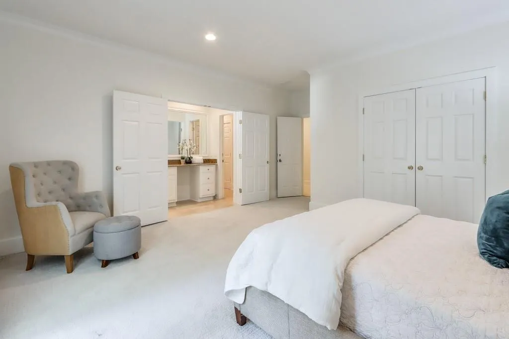 7500 Wildercliff Drive, Atlanta, Georgia 30328, 5 Bedrooms Bedrooms, ,5 BathroomsBathrooms,Residential,Sold,7500 Wildercliff Drive,7047083