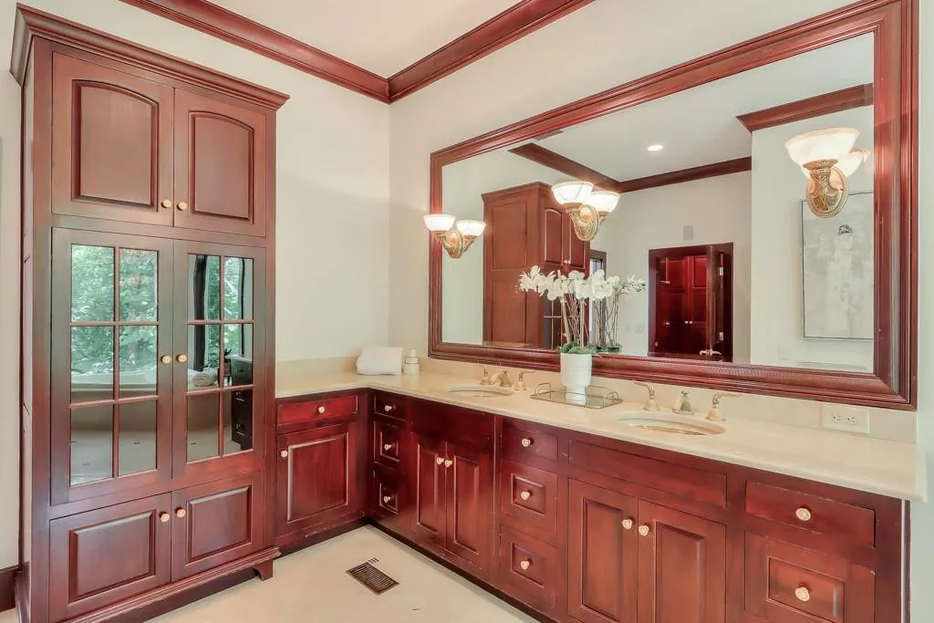 7500 Wildercliff Drive, Atlanta, Georgia 30328, 5 Bedrooms Bedrooms, ,5 BathroomsBathrooms,Residential,Sold,7500 Wildercliff Drive,7047083