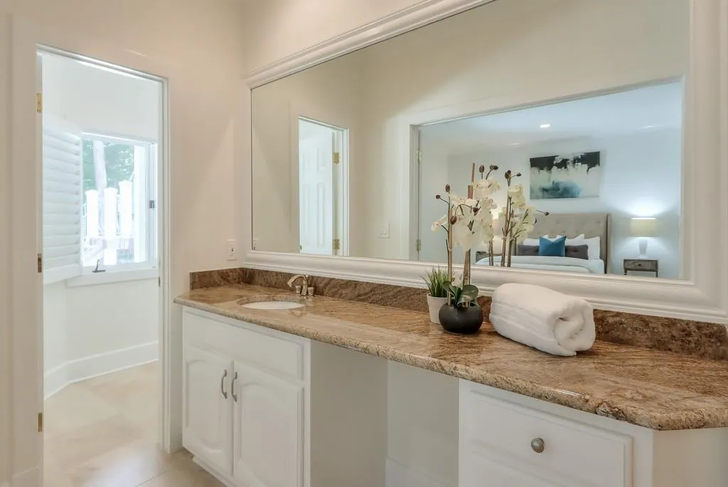 7500 Wildercliff Drive, Atlanta, Georgia 30328, 5 Bedrooms Bedrooms, ,5 BathroomsBathrooms,Residential,Sold,7500 Wildercliff Drive,7047083