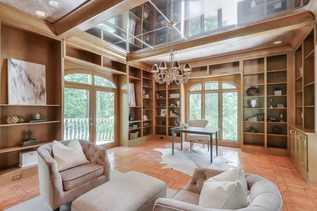 7500 Wildercliff Drive, Atlanta, Georgia 30328, 5 Bedrooms Bedrooms, ,5 BathroomsBathrooms,Residential,Sold,7500 Wildercliff Drive,7047083