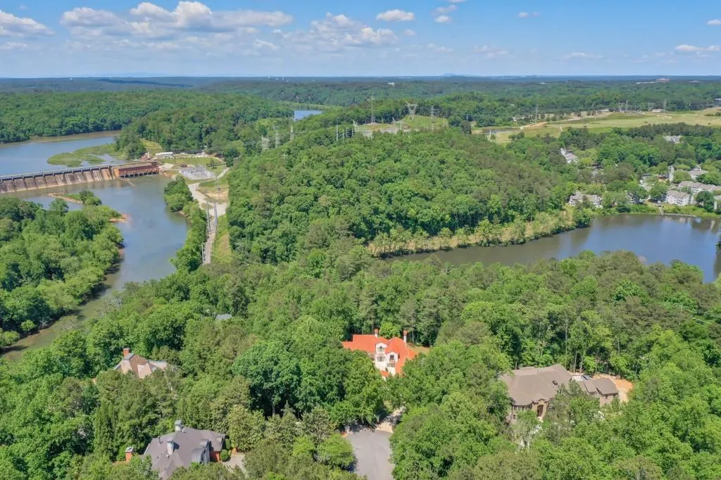 7500 Wildercliff Drive, Atlanta, Georgia 30328, 5 Bedrooms Bedrooms, ,5 BathroomsBathrooms,Residential,Sold,7500 Wildercliff Drive,7047083