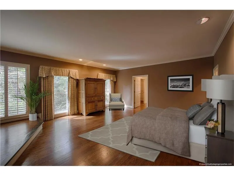 335 Green Glen Way, Sandy Springs, Georgia 30327, 5 Bedrooms Bedrooms, ,3 BathroomsBathrooms,Residential,Sold,335 Green Glen Way,5968131