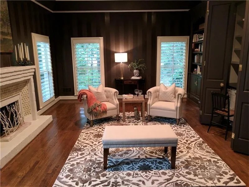 335 Green Glen Way, Sandy Springs, Georgia 30327, 5 Bedrooms Bedrooms, ,3 BathroomsBathrooms,Residential,Sold,335 Green Glen Way,5968131
