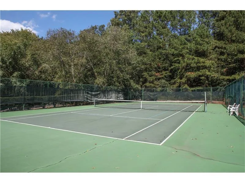 335 Green Glen Way, Sandy Springs, Georgia 30327, 5 Bedrooms Bedrooms, ,3 BathroomsBathrooms,Residential,Sold,335 Green Glen Way,5968131