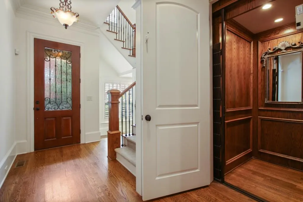 34 High Top Circle, Sandy Springs, Georgia 30328, 6 Bedrooms Bedrooms, ,6 BathroomsBathrooms,Residential,Sold,34 High Top Circle,6844521