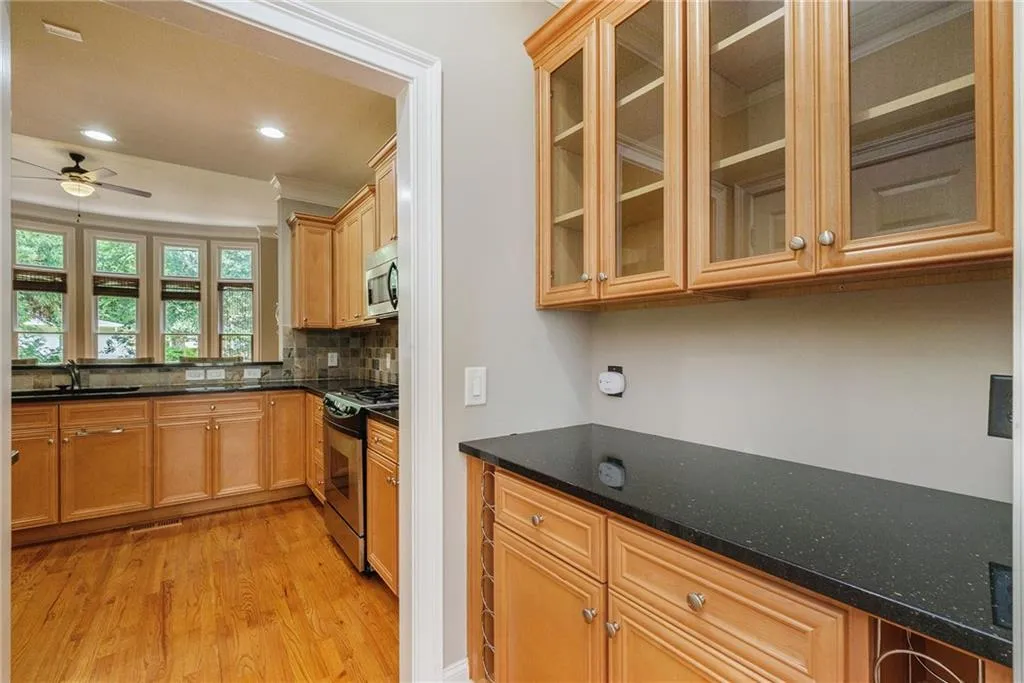 157 Chemin De Vie, Atlanta, Georgia 30342, 3 Bedrooms Bedrooms, ,3 BathroomsBathrooms,Residential,Sold,157 Chemin De Vie,6893387 157 Chemin De Vie, Atlanta, Georgia 30342, 3 Bedrooms Bedrooms, ,3 BathroomsBathrooms,Residential,Sold,157 Chemin De Vie,6893387