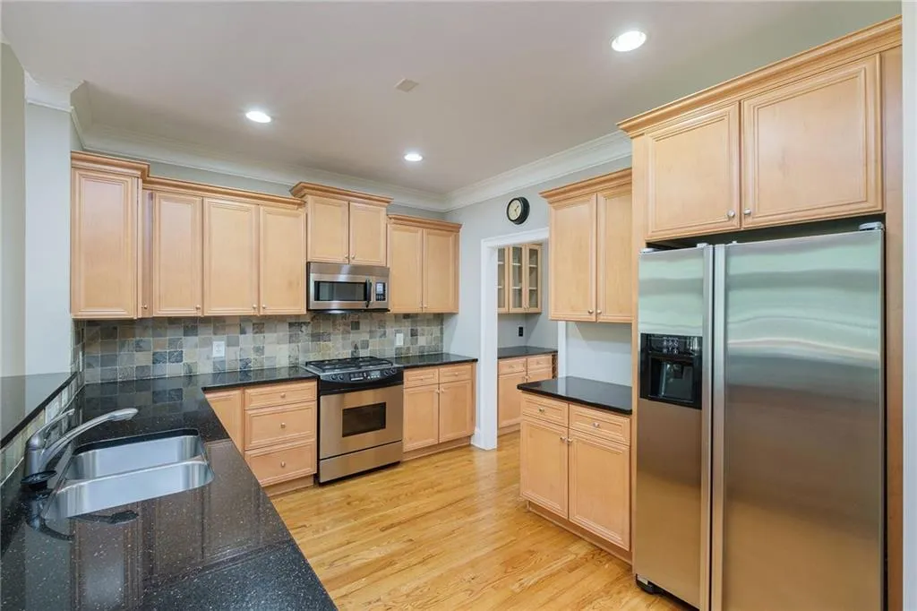 157 Chemin De Vie, Atlanta, Georgia 30342, 3 Bedrooms Bedrooms, ,3 BathroomsBathrooms,Residential,Sold,157 Chemin De Vie,6893387 157 Chemin De Vie, Atlanta, Georgia 30342, 3 Bedrooms Bedrooms, ,3 BathroomsBathrooms,Residential,Sold,157 Chemin De Vie,6893387