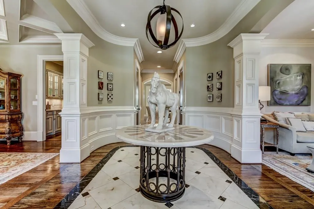 2650 Northside Drive Nw, Atlanta, Georgia 30305, 6 Bedrooms Bedrooms, ,7 BathroomsBathrooms,Residential,Sold,2650 Northside Drive Nw,5821834