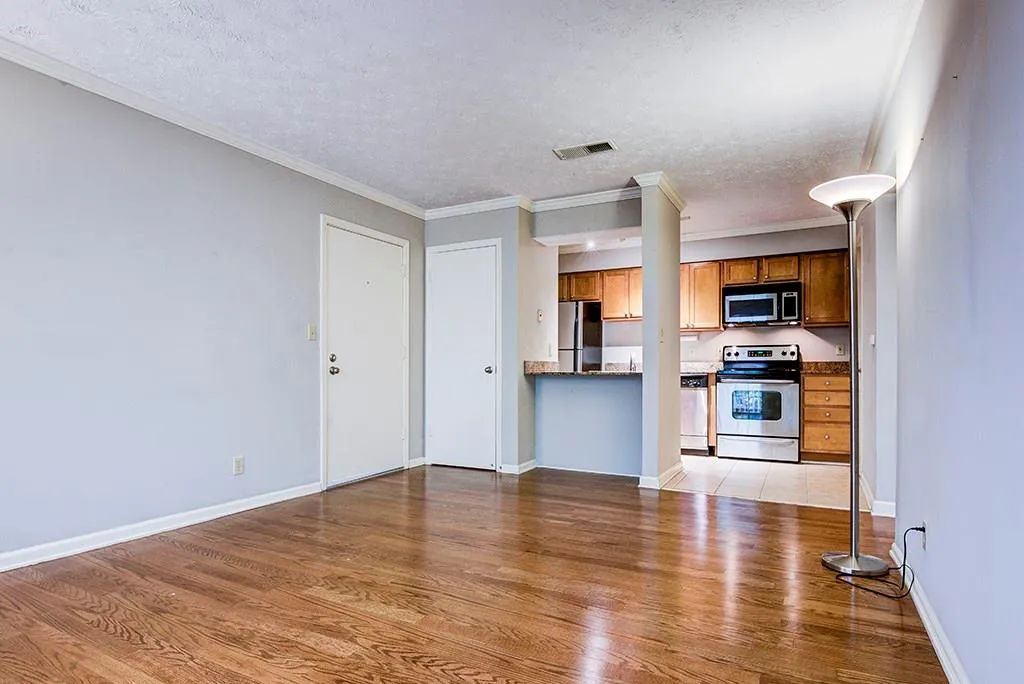 3135 Seven Pines Court Unit 305, Atlanta, Georgia 30339, 1 Bedroom Bedrooms, ,1 BathroomBathrooms,Residential,Sold,3135 Seven Pines Court Unit 305,5917762