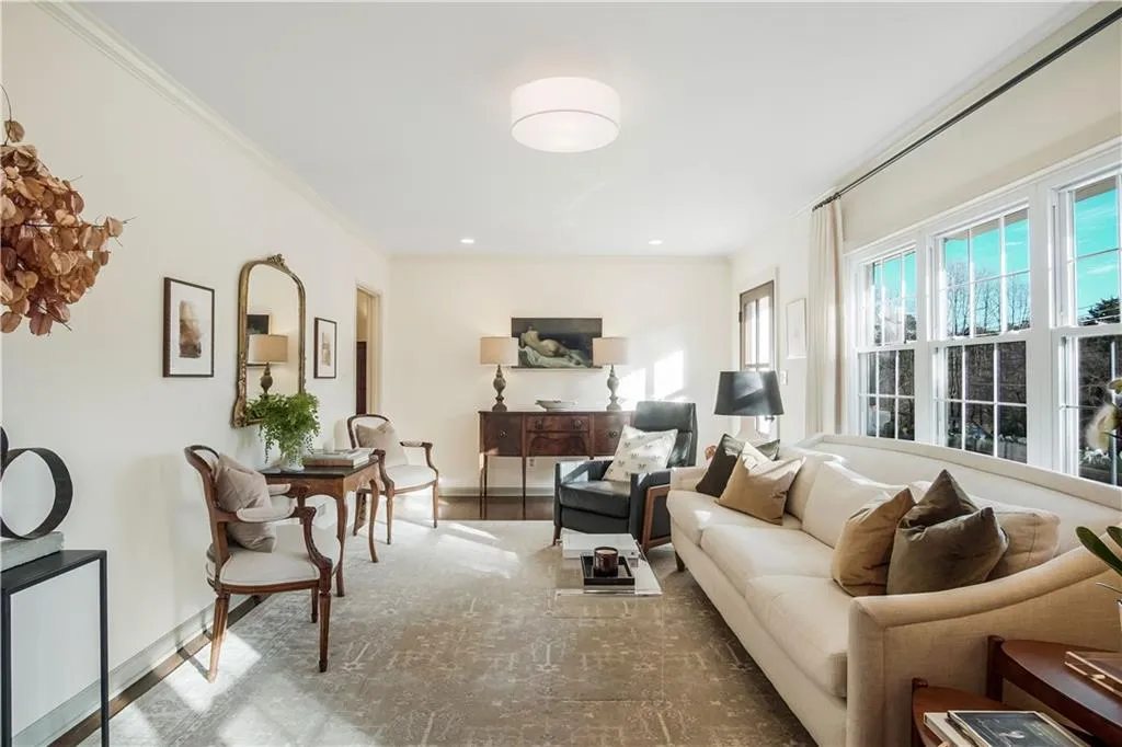 500 Carolwood Lane, Atlanta, Georgia 30342, 3 Bedrooms Bedrooms, ,2 BathroomsBathrooms,Residential,Sold,500 Carolwood Lane,6825781