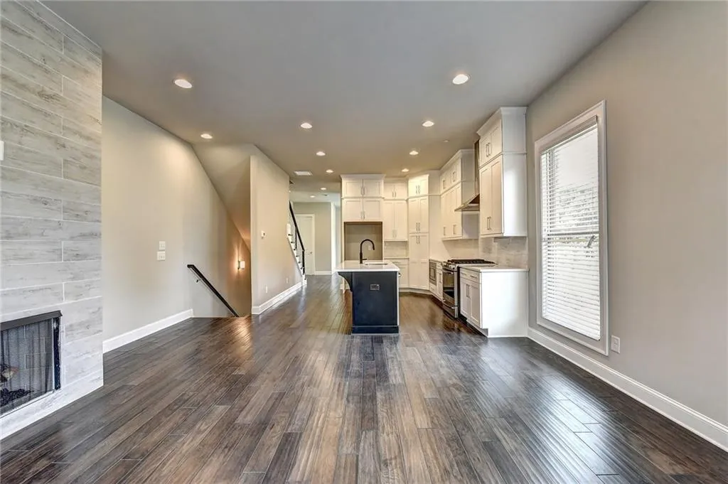 4309 Parkside Place, Atlanta, Georgia 30342, 3 Bedrooms Bedrooms, ,3 BathroomsBathrooms,Residential,Sold,4309 Parkside Place,6082691