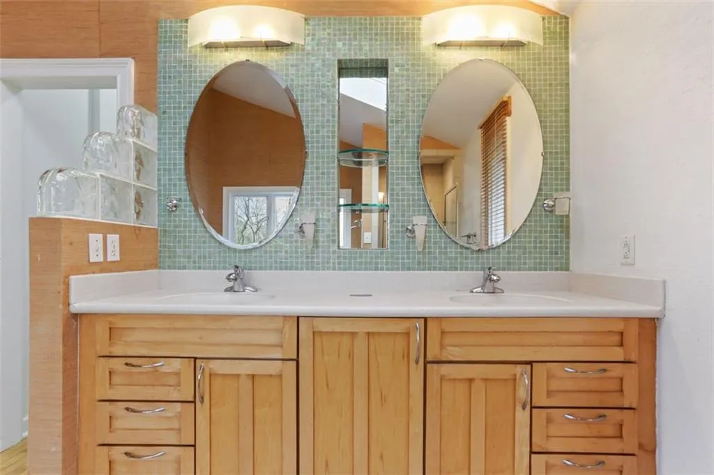 8305 Ison Road Ne, Atlanta, Georgia 30350, 5 Bedrooms Bedrooms, ,3 BathroomsBathrooms,Residential,Sold,8305 Ison Road Ne,7024638