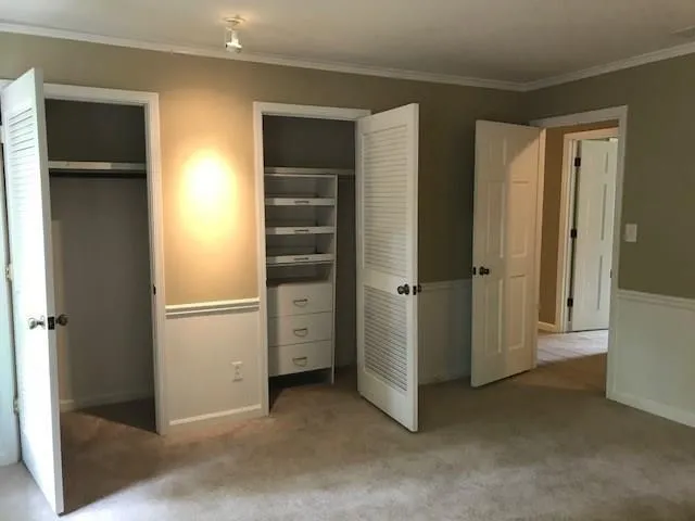 555 Cambridge Way, Sandy Springs, Georgia 30328, 6 Bedrooms Bedrooms, ,3 BathroomsBathrooms,Residential,Sold,555 Cambridge Way,5933914