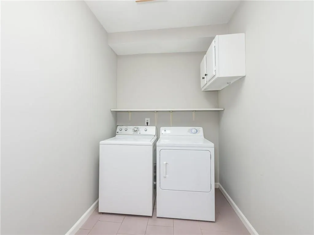 404 Wedgewood Way, Atlanta, Georgia 30350, 2 Bedrooms Bedrooms, ,2 BathroomsBathrooms,Residential,Sold,404 Wedgewood Way,5940398