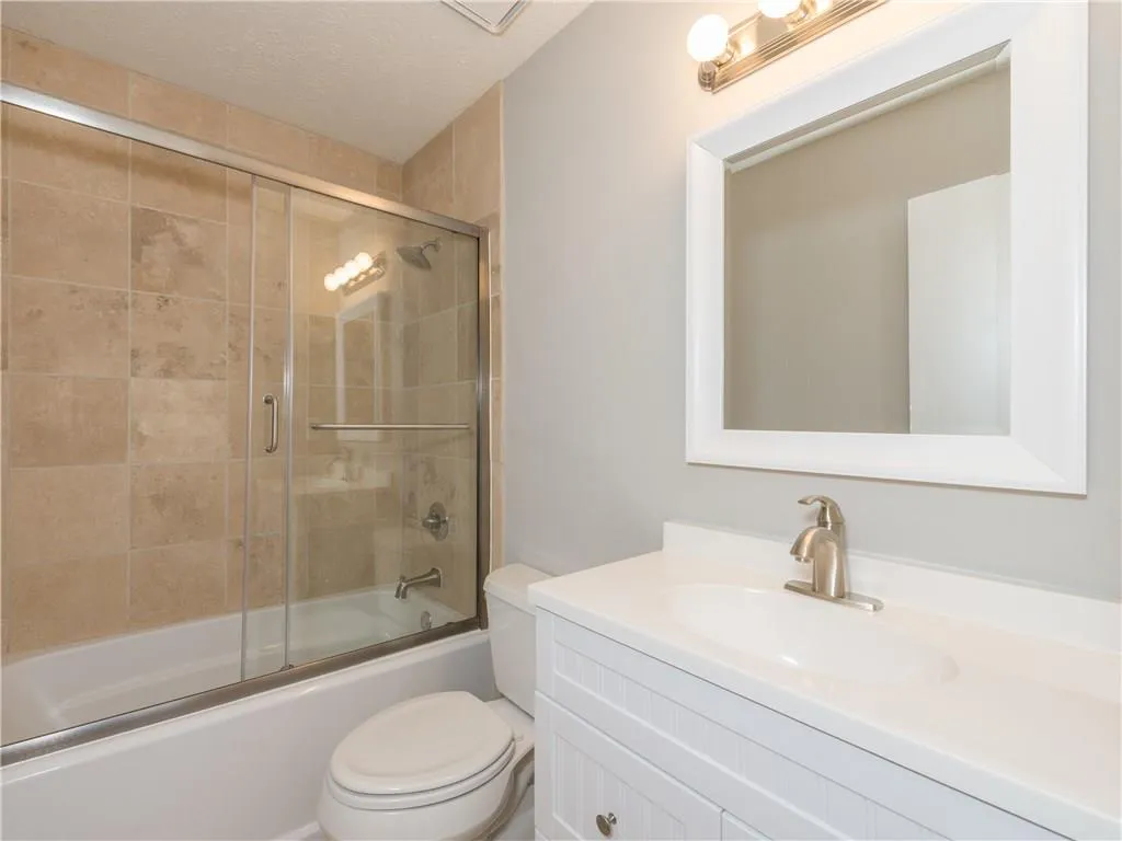 404 Wedgewood Way, Atlanta, Georgia 30350, 2 Bedrooms Bedrooms, ,2 BathroomsBathrooms,Residential,Sold,404 Wedgewood Way,5940398