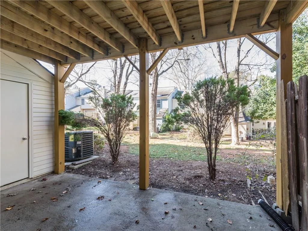 404 Wedgewood Way, Atlanta, Georgia 30350, 2 Bedrooms Bedrooms, ,2 BathroomsBathrooms,Residential,Sold,404 Wedgewood Way,5940398