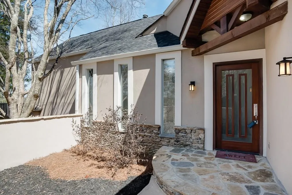 150 River North Circle, Sandy Springs, Georgia 30328, 4 Bedrooms Bedrooms, ,3 BathroomsBathrooms,Residential,Sold,150 River North Circle,5658671