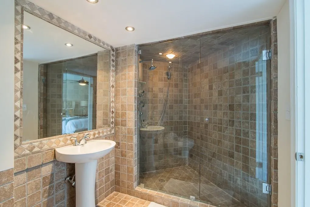 150 River North Circle, Sandy Springs, Georgia 30328, 4 Bedrooms Bedrooms, ,3 BathroomsBathrooms,Residential,Sold,150 River North Circle,5658671